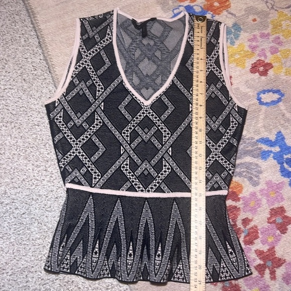 BCBGMAXAZRIA Black Combo Alonya Twill Knit Jacquard Peplum Top Size S - Picture 7 of 7